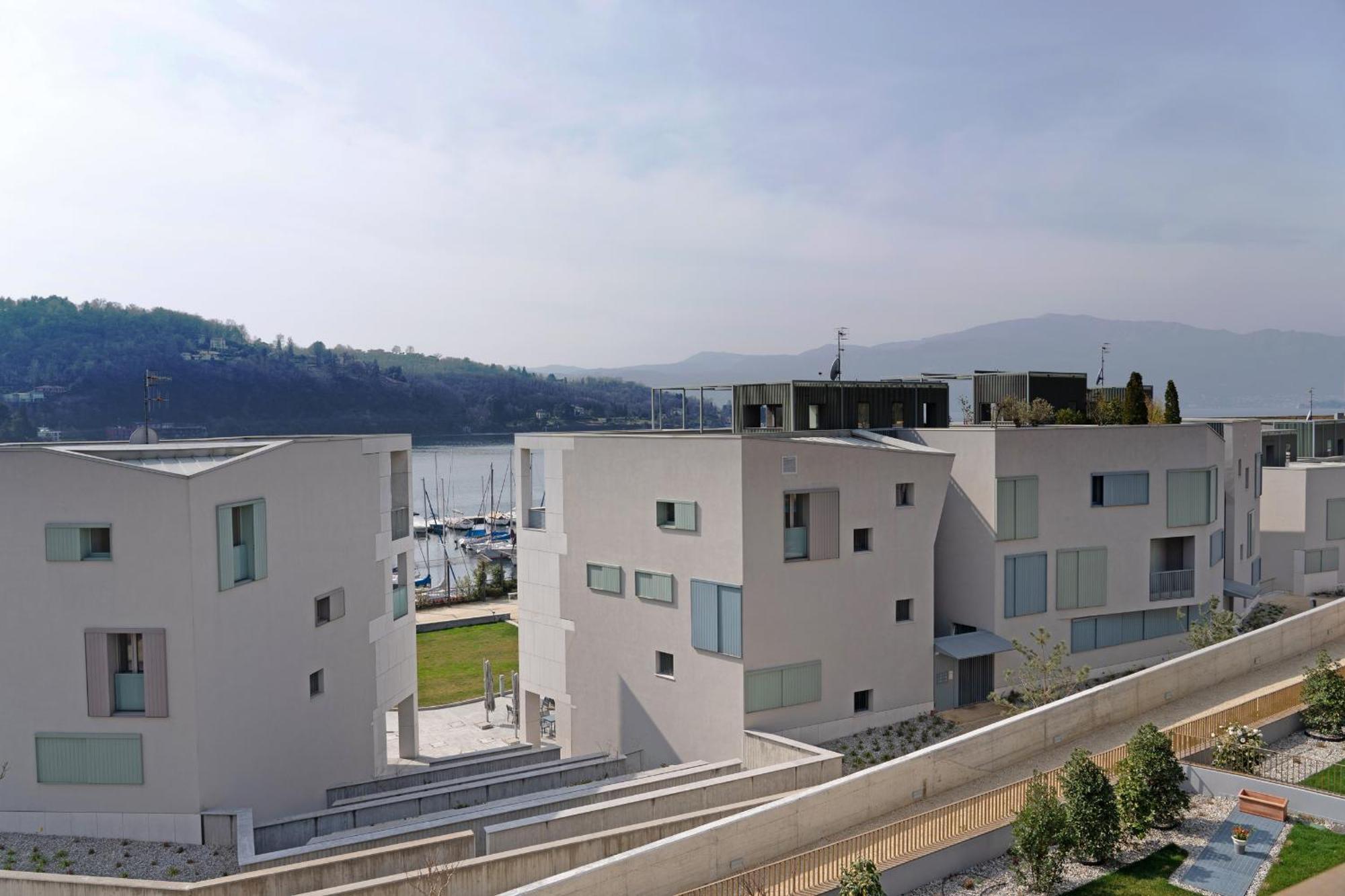 Serviced Apartments By Hotel De Charme Laveno Quarto foto