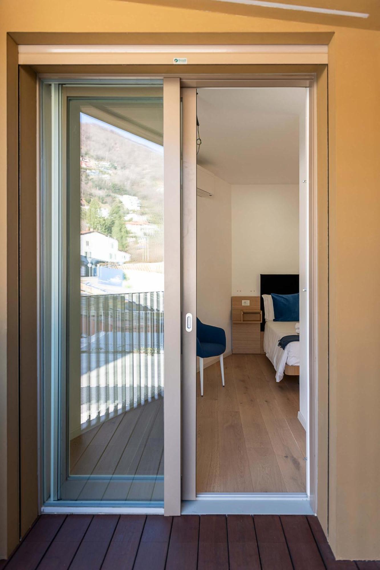 Serviced Apartments By Hotel De Charme Laveno Exterior foto